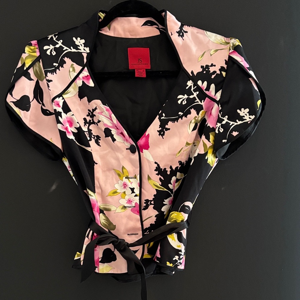 Floral Wrap Blouse with Pink and Black Design